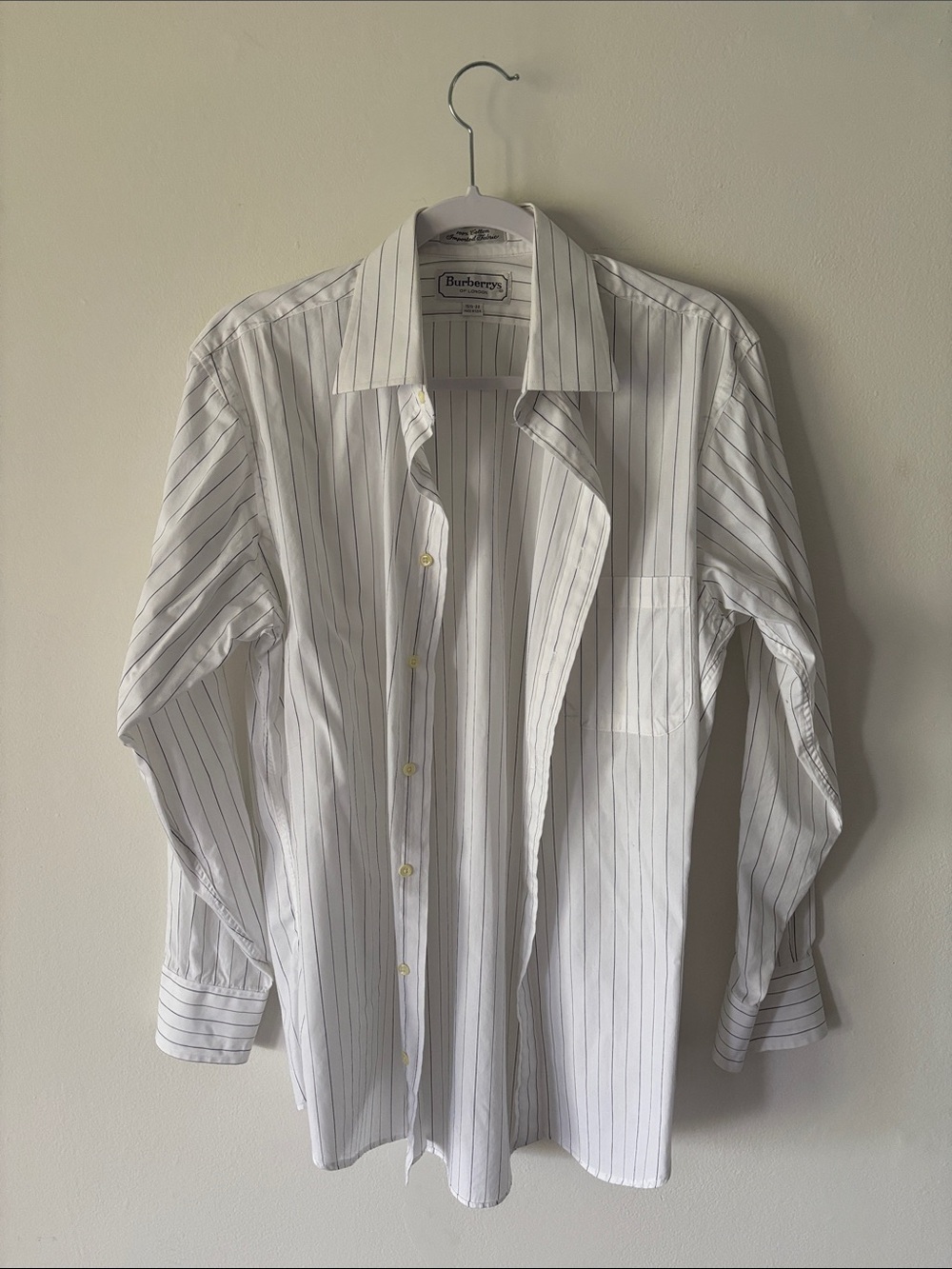 Burberry White Dress Shirt with Thin Black Pinstripes 15 1/2-33 neck size